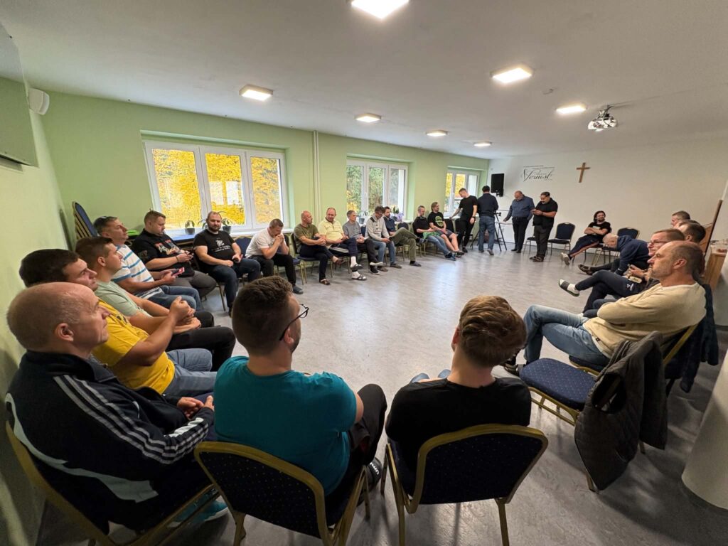 Skala organizovala Mužskú konferencia na Sigorde: Skutočná sila muža je pri Pánových nohách